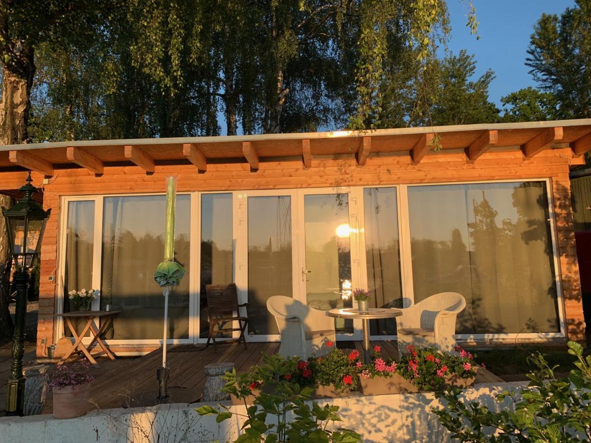 Tiny House Oder Ferienwohnung Auf Der Sunset Marina ベルリン エクステリア 写真