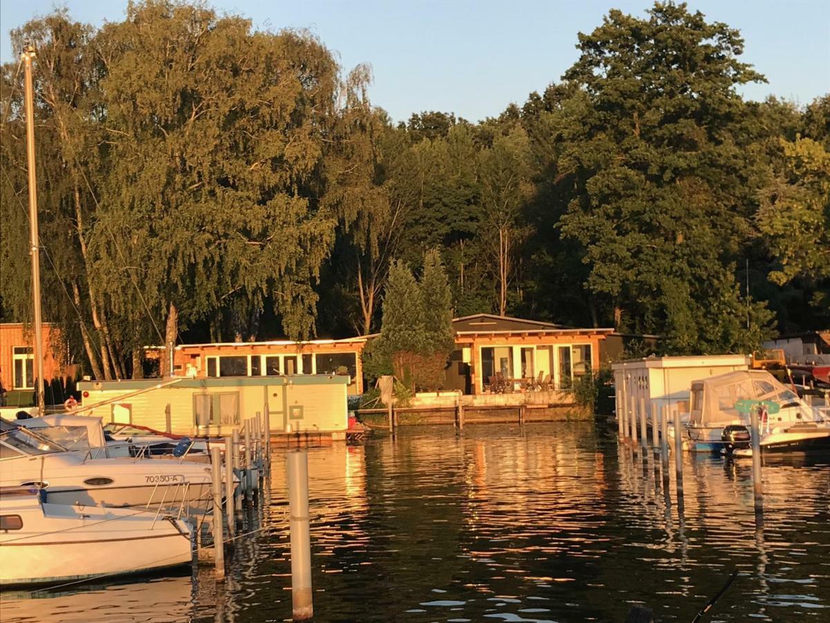 Tiny House Oder Ferienwohnung Auf Der Sunset Marina ベルリン エクステリア 写真